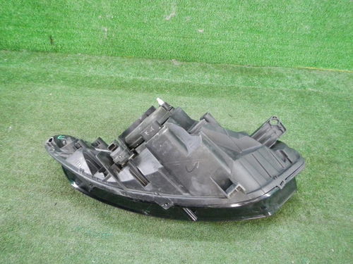 Фара левая Ford Ecosport 1 (2012-2018) галоген