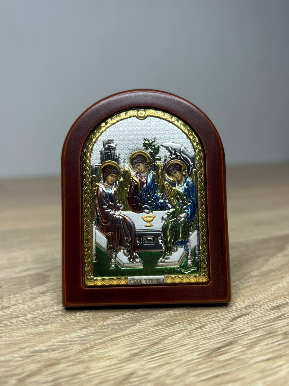 Св. Троица, икона арочная, красное дерево, эмаль  60х75