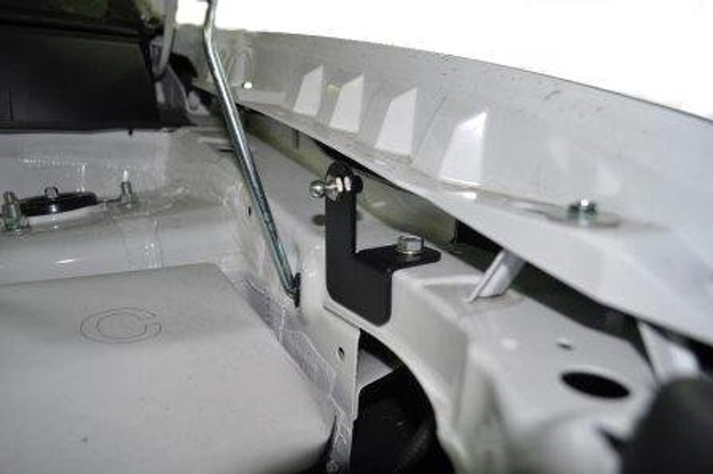 Упор (амортизатор) капота для Mitsubishi ASX (2010-2019) Autoinnovation.02-05