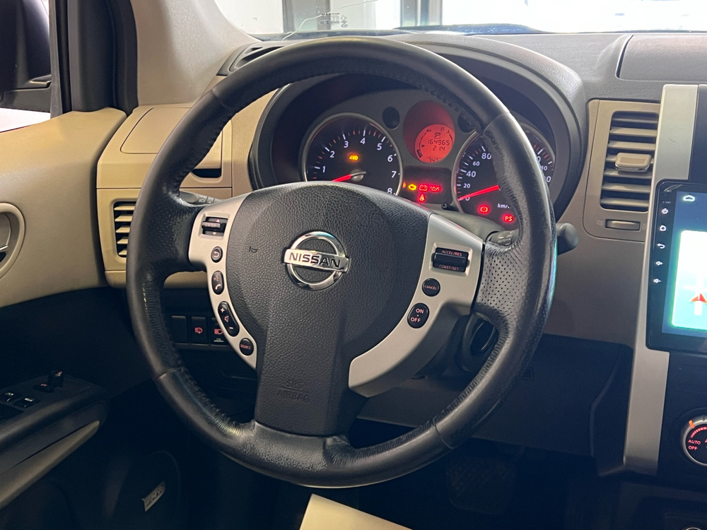Nissan X-Trail, 2010 год