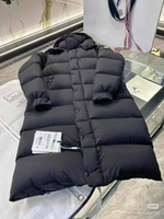 Пуховик Moncler