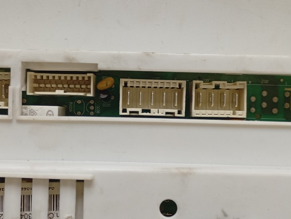 IWSE6125 кт72 Электронный модуль для стиральной машины Indesit 21501056302 б/у