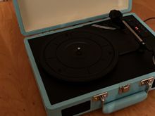 Проигрыватель виниловых пластинок (Граммофон)