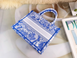 Christian Dior Book Tote 26 cm