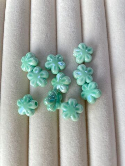 Ф001-м Керамическая бусина "Цветок" 11 мм, мятный