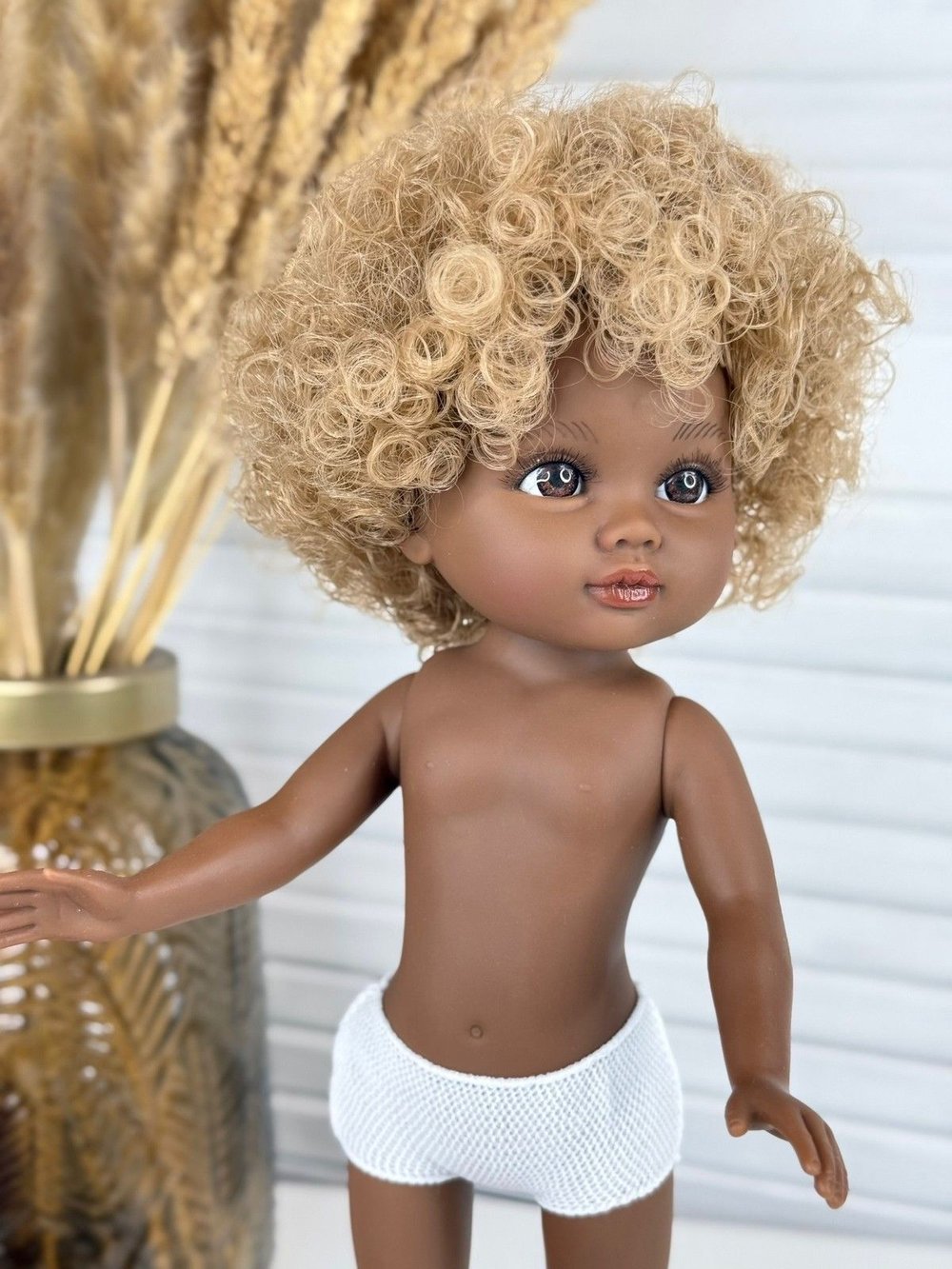 Кукла Manolo Dolls виниловая Sofia 32см без одежды (9211)