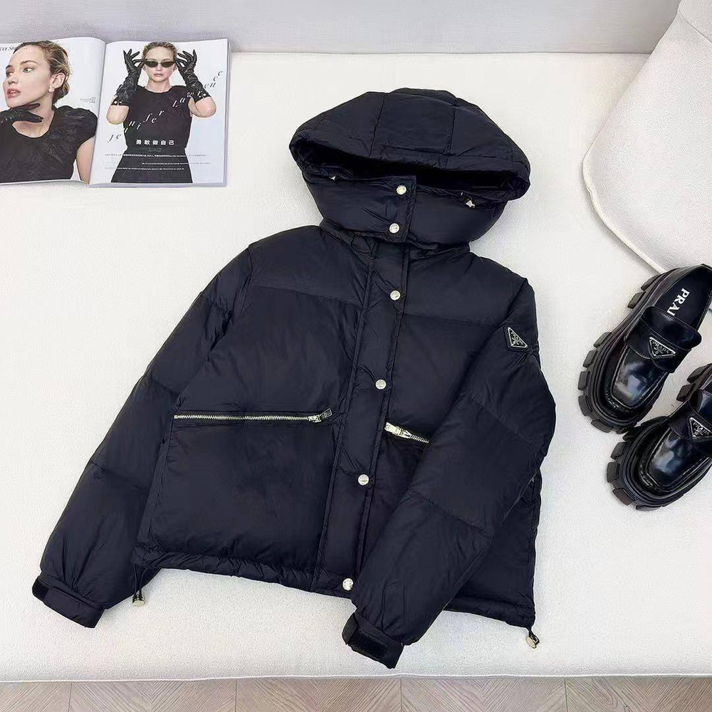 Пуховик Prada