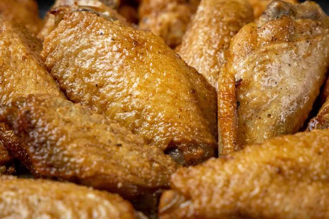 Куриные крылья в соусе свит Чили