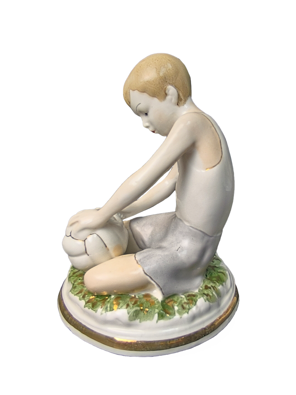 Фарфоровая статуэтка "Юный футболист" Чудово