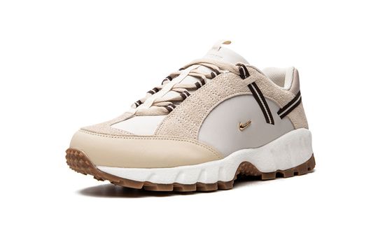 Кроссовки Nike x Jacquemus Air Humara LX Beige