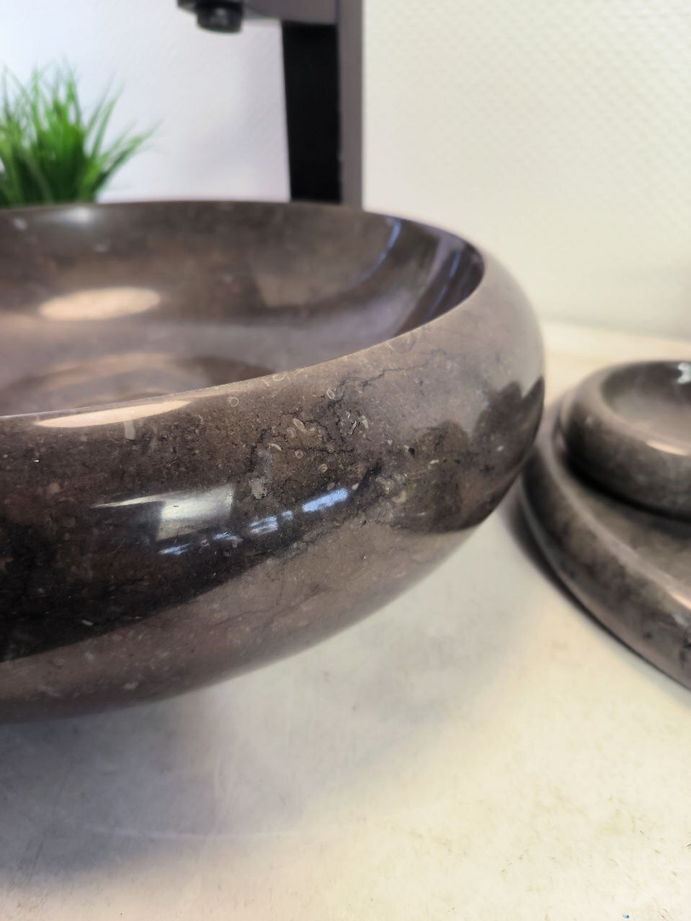 Раковина из мрамора Donut Black Small  DM-60185 (40*40*12)