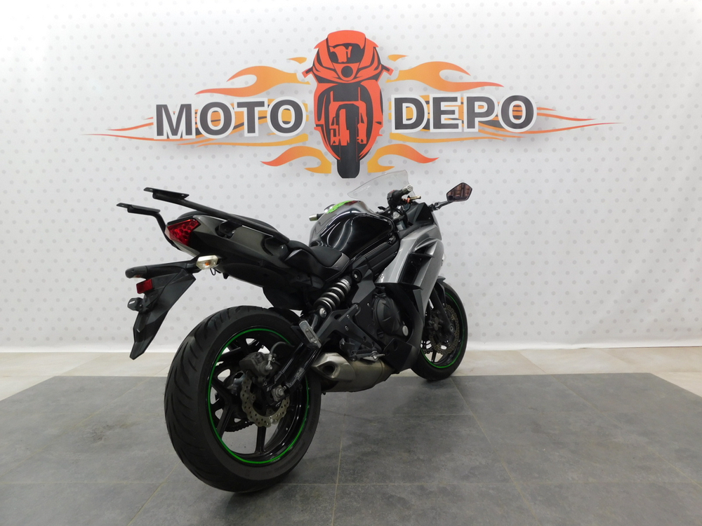 Kawasaki Ninja 400 038402