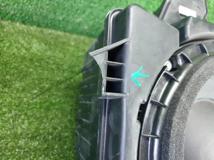 Сабвуфер Lexus LX 3 (2015-2023)