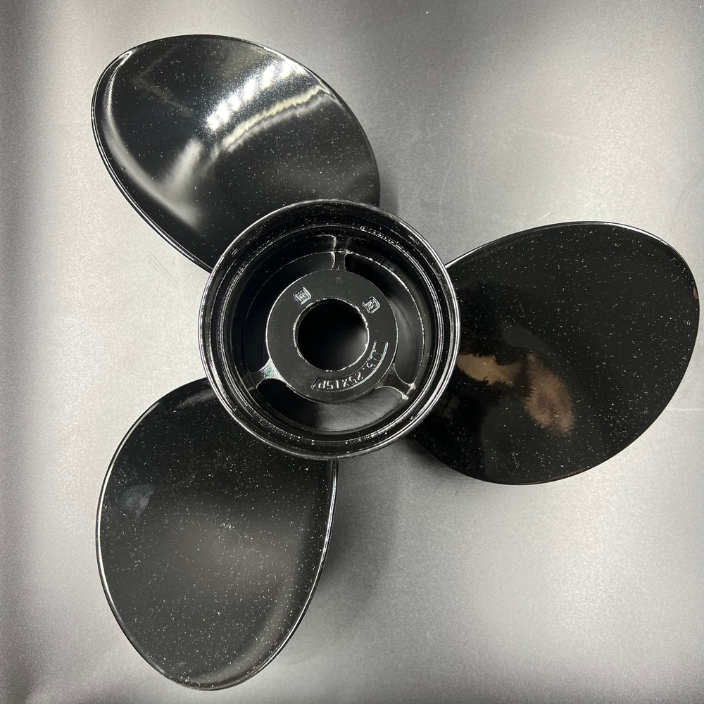 Гребной винт Mercury Black Max (15-1/4х15R)