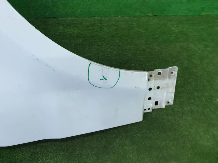 Крыло переднее правое Range Rover Sport 2 L494 (2013-2017)