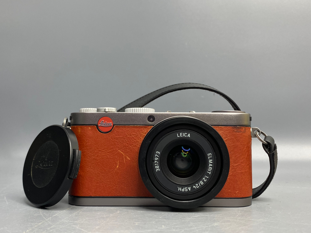 Leica X1 a la Carte