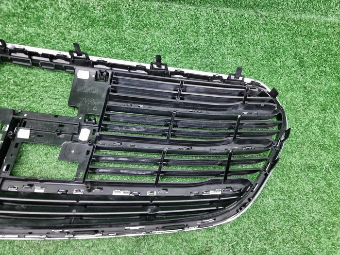 Решетка радиатора Mercedes S W223 (2020-н.в.)