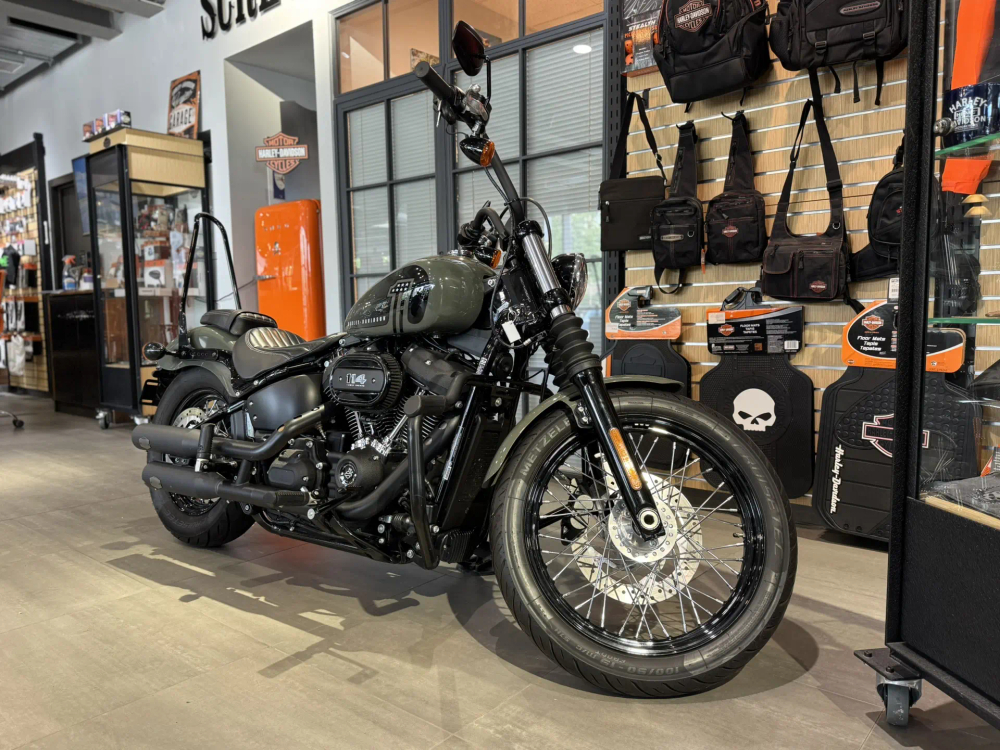 Harley-Davidson Street Bob, 2021