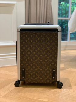 Louis Vuitton Horizon 55