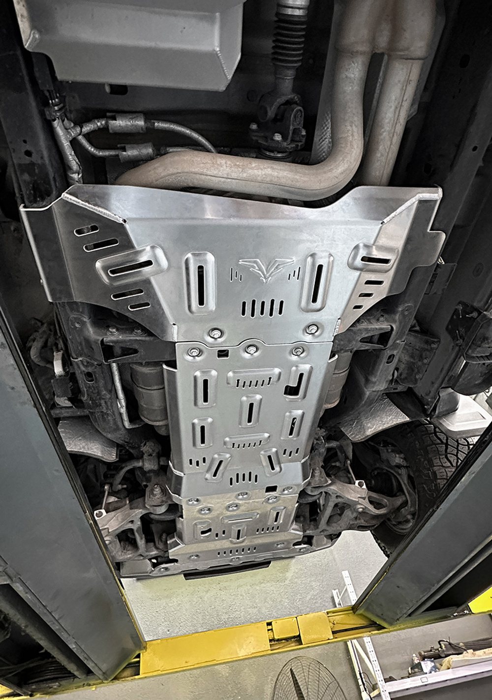 Защита Falcon радиатора, картера, РК, КПП для RAM (Dodge) 1500 TRX 6.2T бензин, алюминий 8 мм