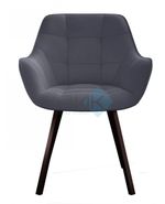 Стул DikLine 252 М поворотный опоры чёрные