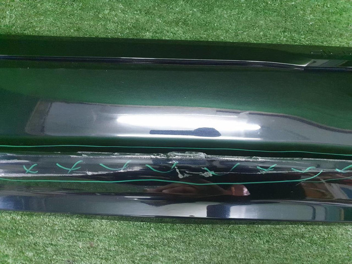 Накладка двери задняя левая Audi Q7 2 (2015-н.в.)