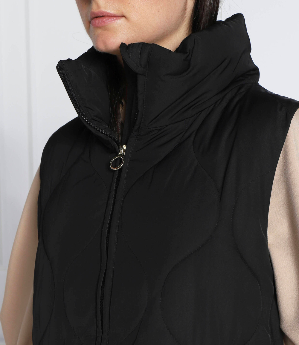 безрукавка RIANI - черный(275010-3893)