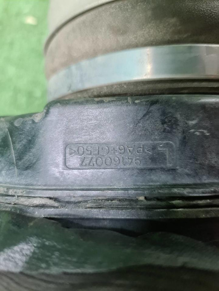 Стойка пневматическая левая Lixiang L9 (2022-н.в.)