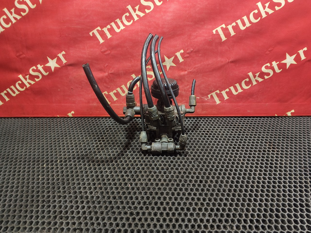 Клапан ускорительный.