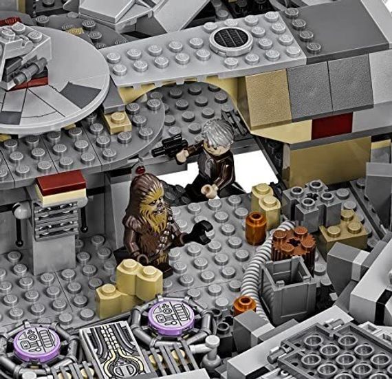 Lego konstruktor Star Wars Millennium Falcon