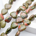 Унакит бусины, сердце, размер около 12 мм, цена за 8 шт (1/4 нити)