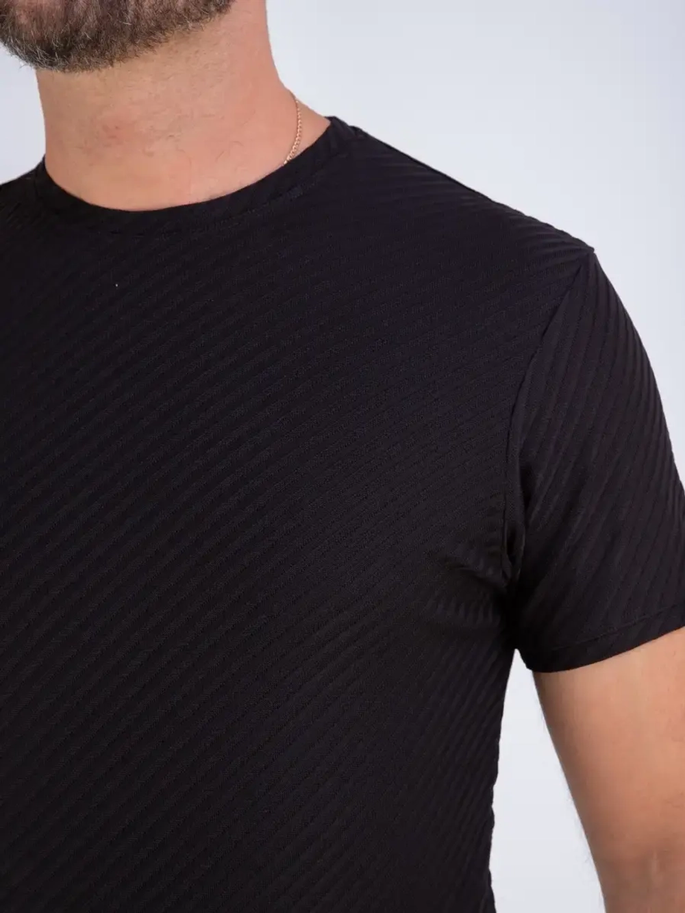 Футболка мужская однотонная базовая