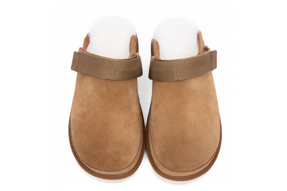 UGG Goldenstar Clog Chestnut