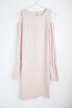 Платье Aleksandra Kazakova прямого кроя, маркировка XS, визуально на 42 размер