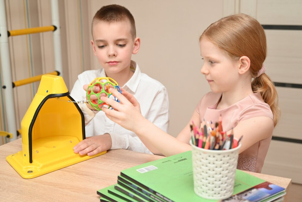 Игра Вытяни мяч