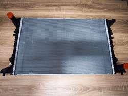 Радиатор системы охлаждения Hongqi H9