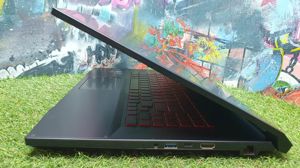 Игровой MSI i5-12/16Gb/RTX 3050 4Gb/144Hz/Katana GF76 12UC-422XRU/Windows 10