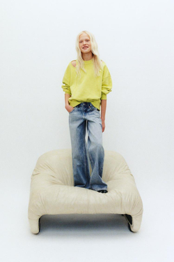 ZARA ТОЛСТОВКА С ВЫРЕЗАМИ, ЛАЙМОВЫЙ