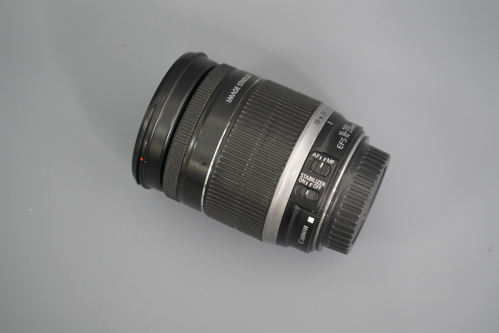 Canon EF-S 18-200mm 3.5-5.6 IS