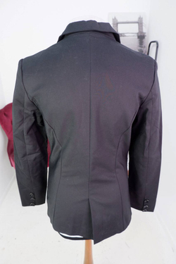 Жакет лаконичный, маркировка 3XXL, визуально на 48 размер, новый