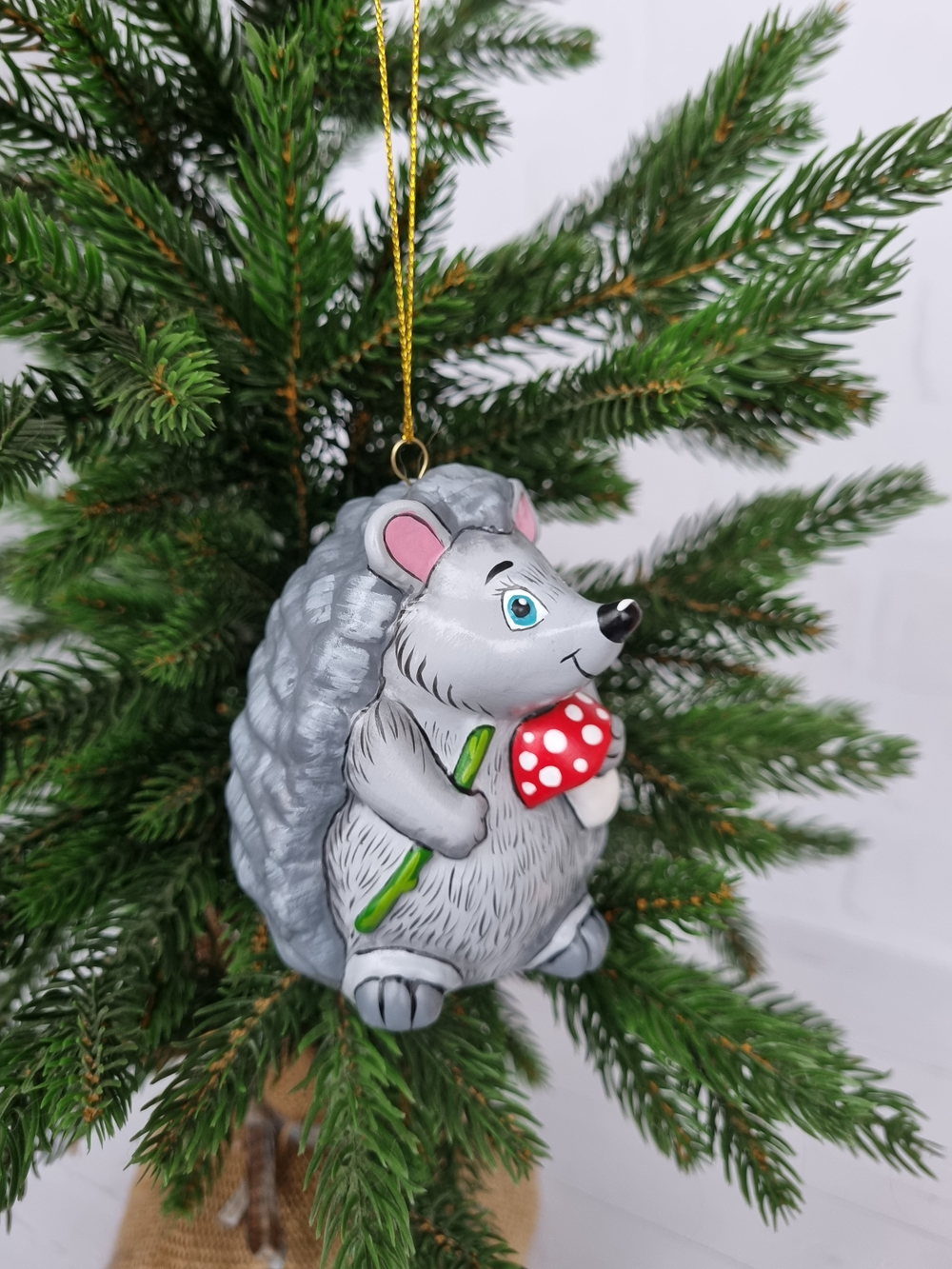 Ёжик ёлочная игрушка из фарфора