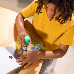 Melissa & Doug - STEMPEL WITH STICKERS Динозавр + буклет с наклейками Wow! 20155257