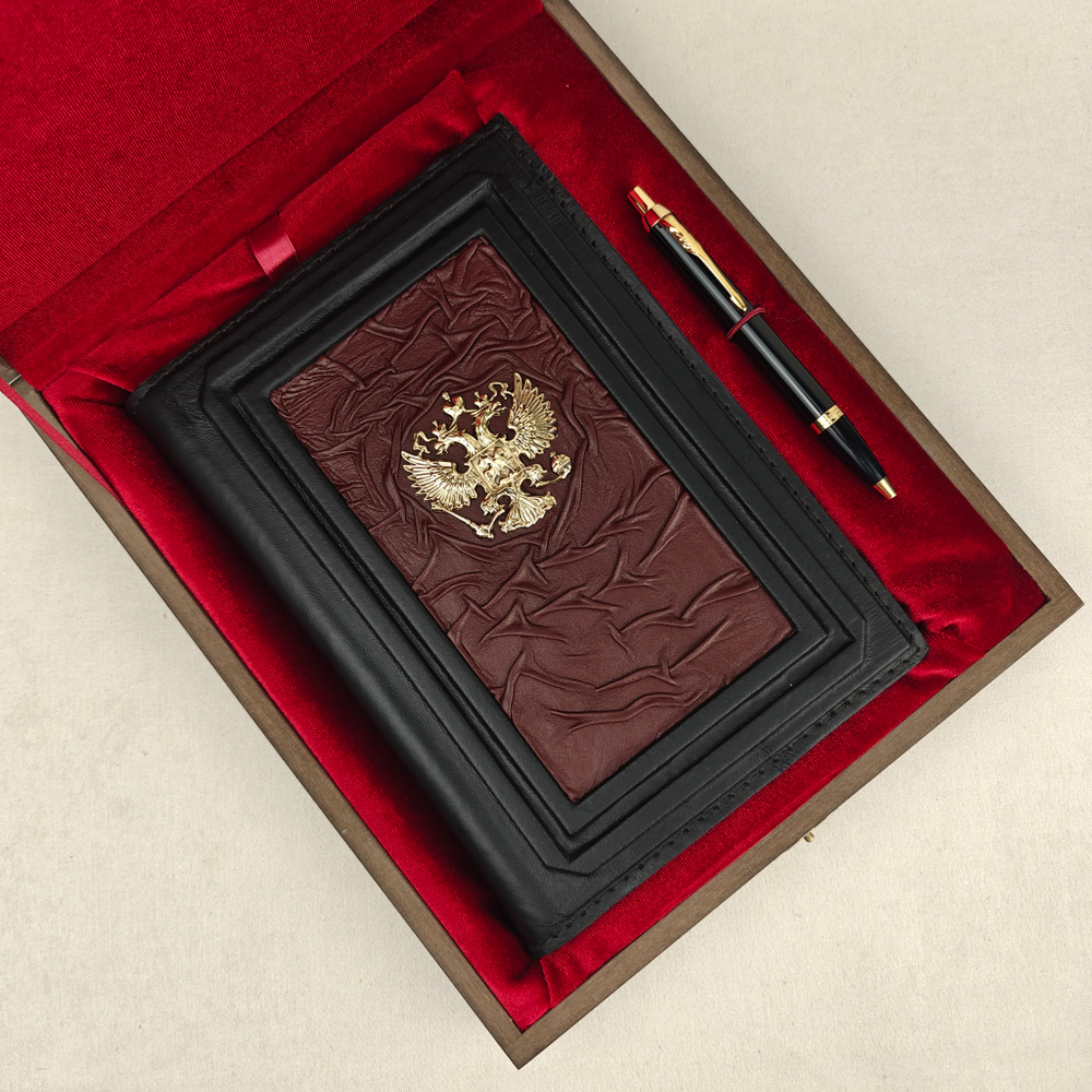 Набор "Ежедневник "Герб РФ" (триколор) из натуральной кожи со съемной обложкой и ручкой"