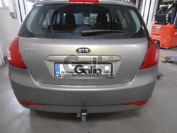 Фаркоп оцинкованный Galia K029C для Hyundai i30 хетчбек FD 2007-2010, Kia Ceed хетчбек 2006-2012(паспорт и сертификат в комплекте)(без электрики)