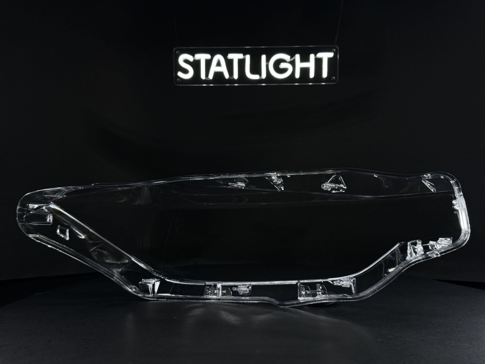 Левое стекло фары BMW F35 F30 2016-2018