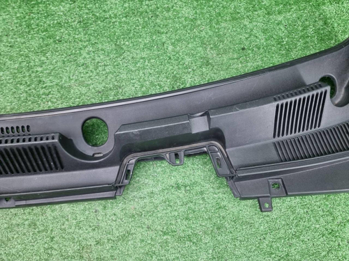 Жабо Geely Coolray (2019-2024)