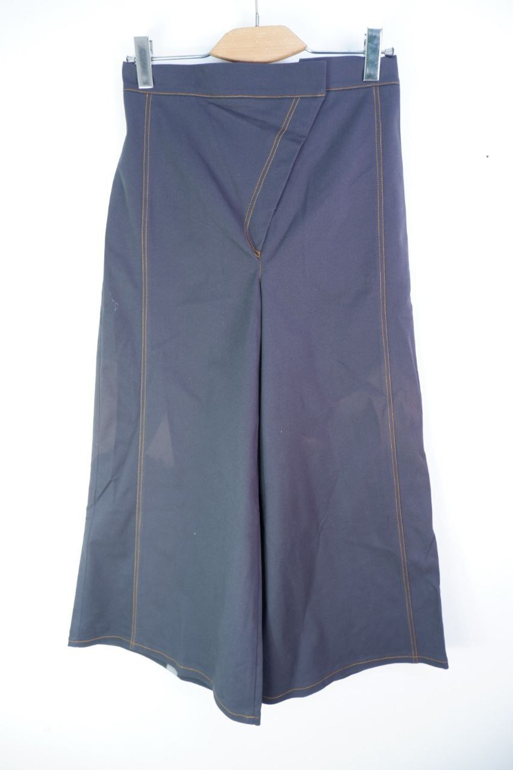 Брюки Одевайся легко очень широкого кроя 46 размер, новые с браком