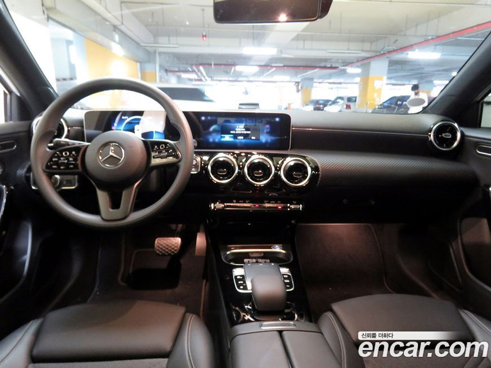 Mercedes-Benz A-Class W177 A220 Hatchback (06.2020)