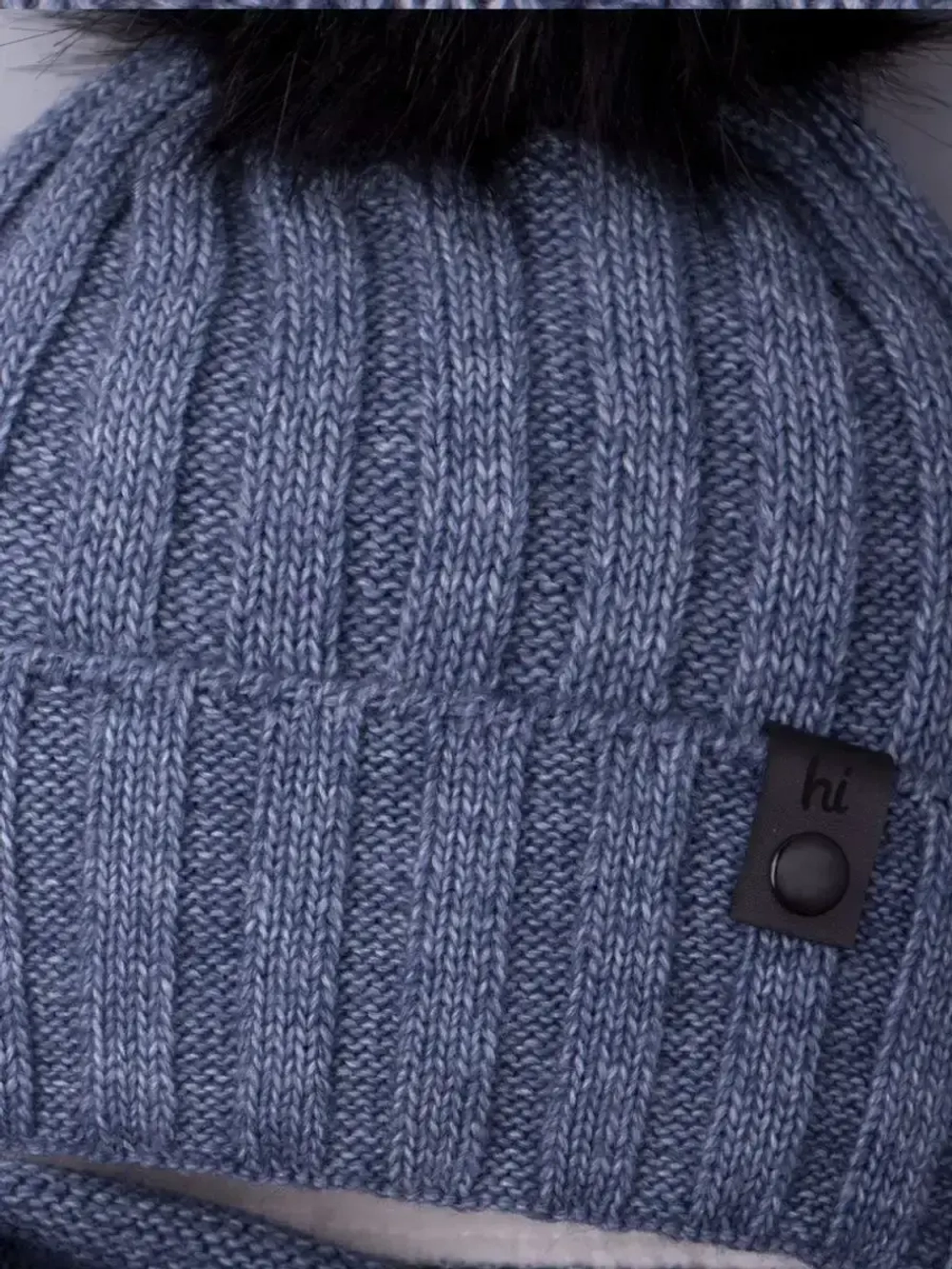 Шапка детская зимняя вязаная с помпоном и снуд