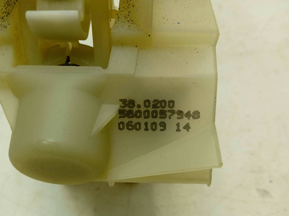 SRV55T03EU/30 ктп17 Замок двери для посудомоечной машины Bosch 5600057948 б/у